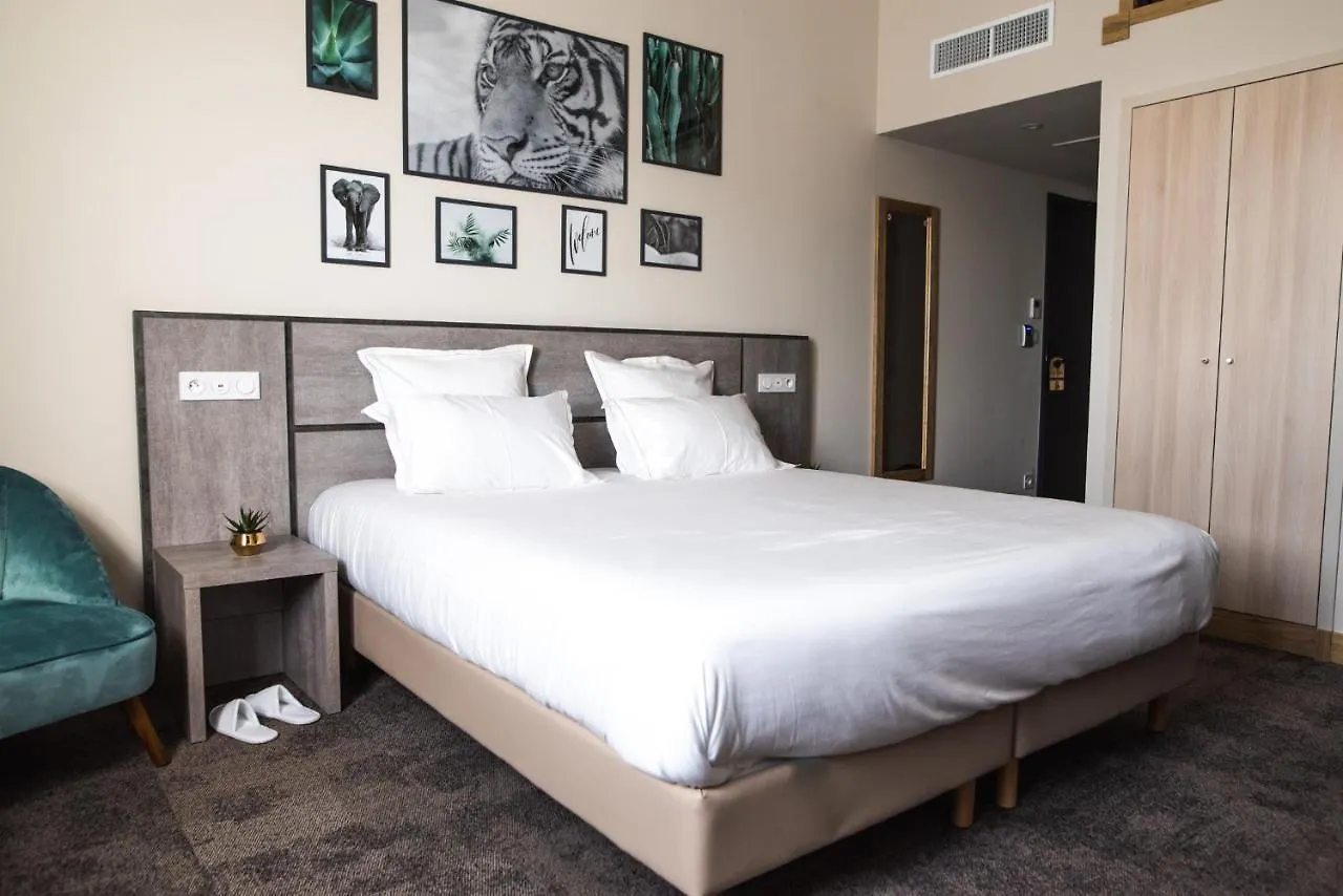 Hotel 1770 & Spa Le Pontet  4*, Le Pontet (Vaucluse)
